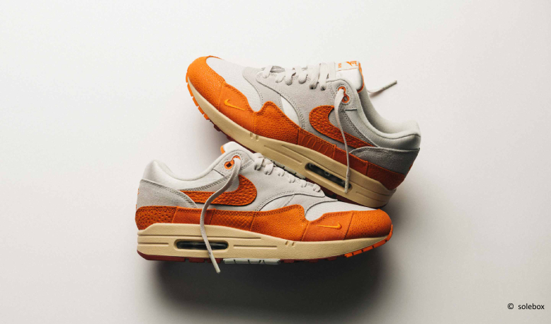 Schuhe günstiger mit einem solebox Gutschein kaufen solebox Sneakerpaar