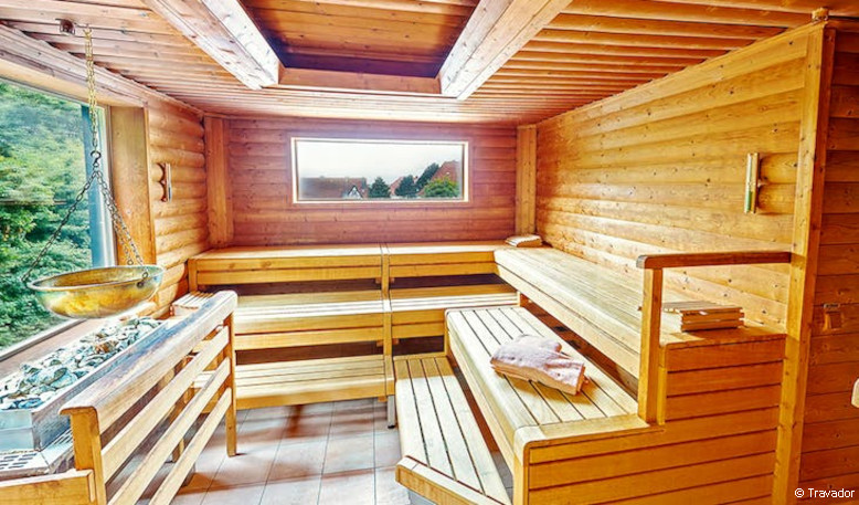 Mit Travador kannst du unter anderem entspannte Wellnessurlaube genießen Mit Travador Wellnessurlaube genießen